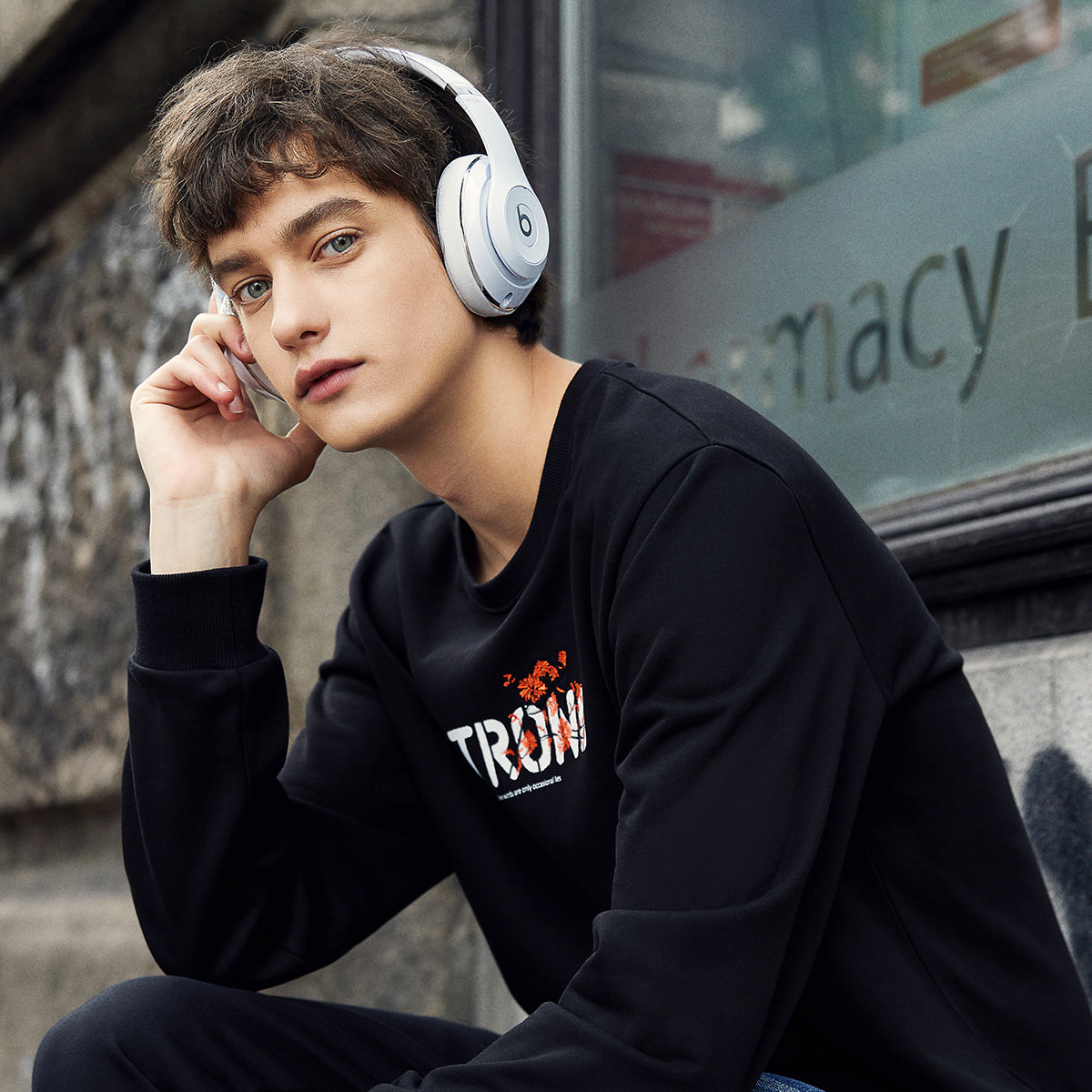 马克华菲圆领男春秋款雾霾蓝卫衣 马克华菲卫衣