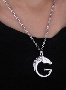 钨金独家项坠送男友生肖马