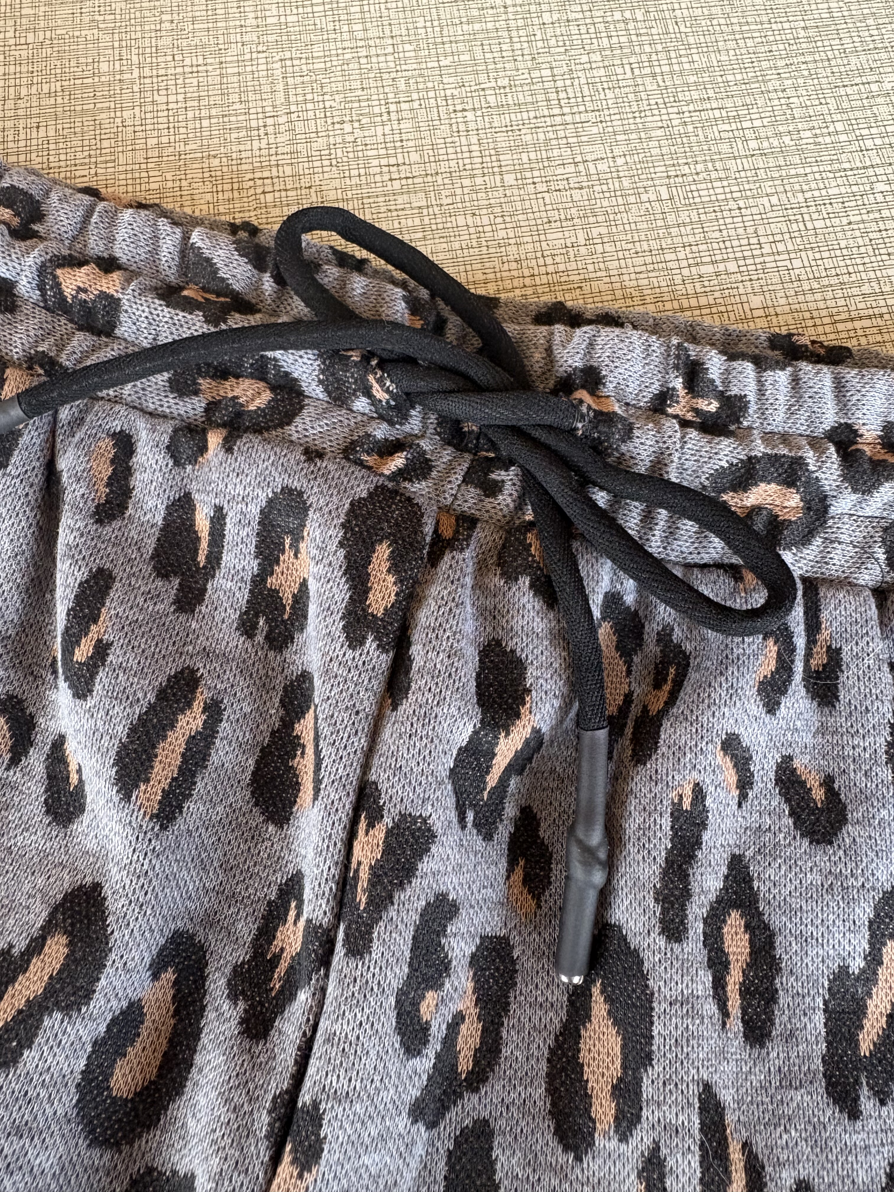 尾货清仓两件包邮女士休闲裤宽松百搭短裤豹纹针织,淘宝优惠券,粉丝福利购,淘宝优惠卷