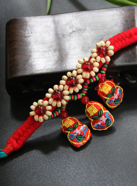 云南布艺铃铛葫芦小老虎舞台手链