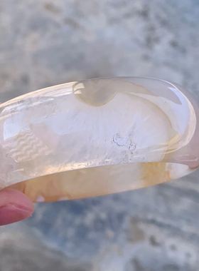 天然水晶龙纹百搭转好运玛瑙手镯