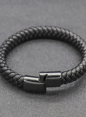 欧美简约黑色皮绳编织刻字时尚