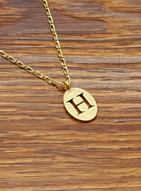 亚光磨花镀金字母H小清新森女文艺范简洁百搭创意复古风小项链