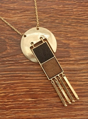 西洋欧美设计师腔调森女文艺范舞台走秀场原木头块镶嵌抽拉毛衣链