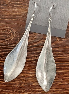 西洋欧美设计师腔调森女文艺范磨花镀银创意别致叶子耳环项链套装