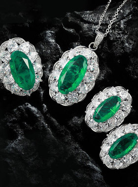 时尚绿色吊坠项链戒指耳钉三件套