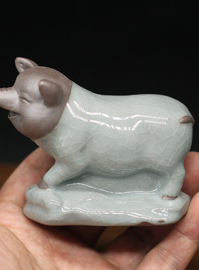 陶瓷12生肖猪兔羊三合贵人局风水摆件亥卯未哥窑办公室客厅工艺品