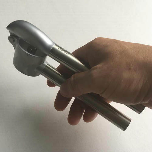 德国高档不锈钢合金捣蒜器挤蒜剥蒜夹手动蒜泥器压蒜器绞菜馅辅食 - 图2
