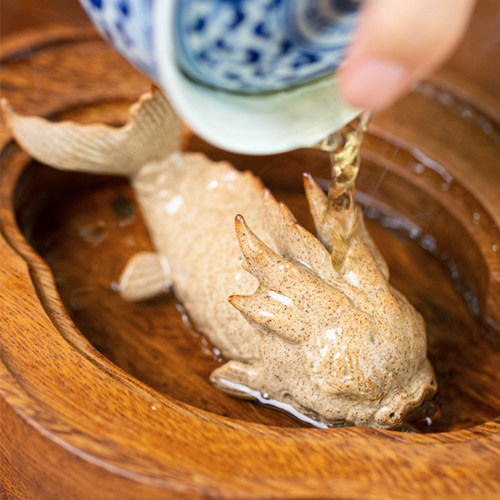 景德镇陶瓷龙鱼茶宠摆件精品可养茶桌鱼缸造景山海经文创麒麟貔貅 - 图2