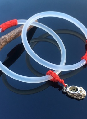 巴西细款红绳本命年玉髓手镯少女