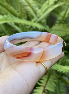 巴西纯天然俏色玛瑙手镯精美独特