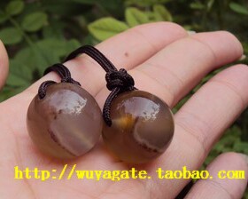 天然无烧朱砂玛瑙圆珠情侣吊坠
