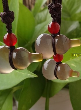 原矿无烧玛瑙小葫芦少女款吊坠冰