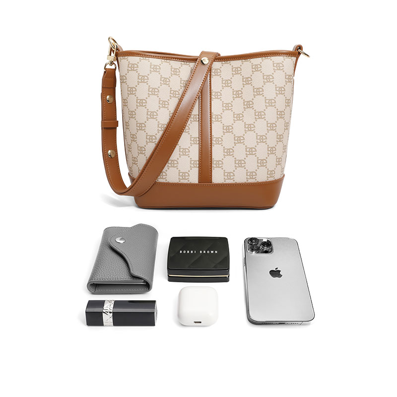 百丽女2023新款斜挎通勤老花水桶包 BELLE百丽箱包女士包袋