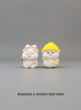 无聊了，摆几只迷你猪猪治愈电脑桌面工位办公桌小摆件车载装饰品