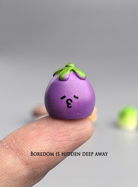 无聊了，摆一堆Q迷你蔬菜治愈电脑桌面日式工位办公桌小摆件装饰