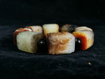 Han and Tian Qingbai jade black red Qinqin Yunreline Handstring