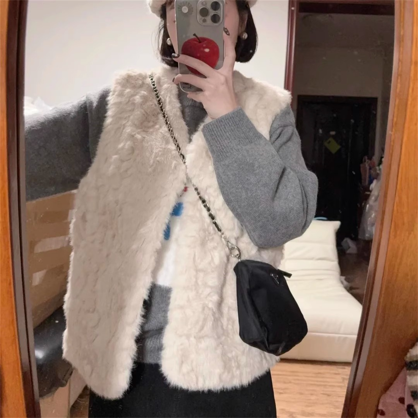 皮草马甲女2025新款外穿水貂羊羔毛毛绒绒超好看叠穿皮毛一体坎肩 - 图3