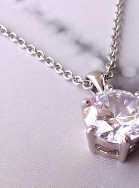 镀18k银色克拉水钻吊坠满百包邮