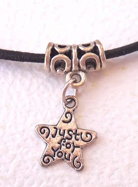 黑色弹力绳吊坠锁骨链