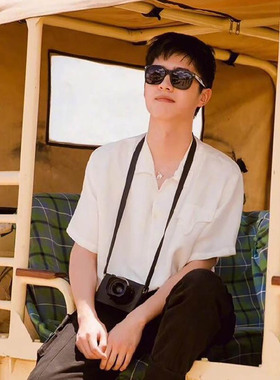 防紫外线方形复古男墨镜TR90材质