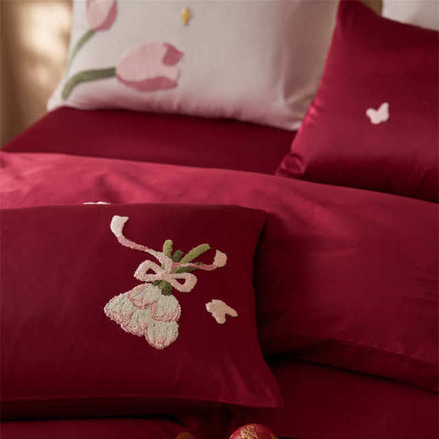 100 long velvet cotton tribute satin wedding four-piece set big red cotton 1.5m1.8m bedding sheets and quilt cover