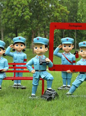 玻璃纤维卡通红军八路军革命战 士人物雕塑学校红色文化基地宣传