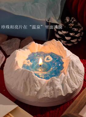 Glacier Scented Candle Gift Box, a practical and unique birt