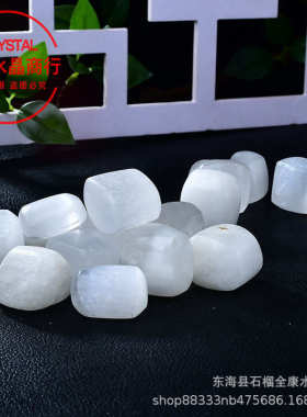 天然石膏滚石透体白石膏打磨石商品