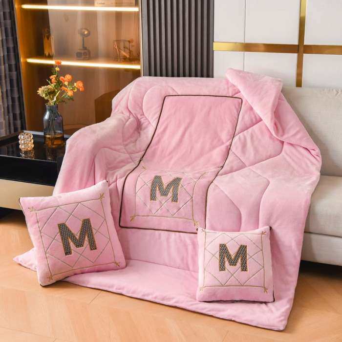 加厚多功能抱枕被子两用牛奶绒毯子靠垫靠枕头被折叠汽车载午睡被,淘宝优惠券,粉丝福利购,淘宝优惠卷