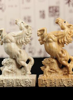 桃木马摆件马上封侯生肖马家居木雕原木整料立体雕刻马饰品