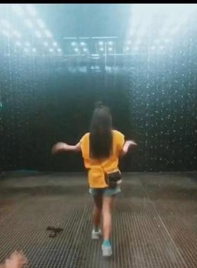 倒流水滴反重水滴雨屋力倒流技雨水逆流互动视觉密室逃脱高科炫闪