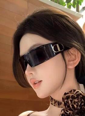 太阳眼镜凹造型紫外线太阳眼镜