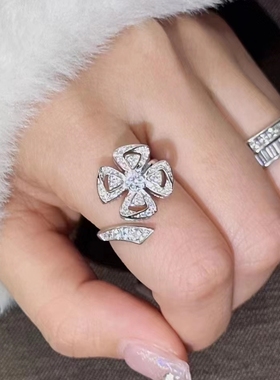 公价107000】99新宝格丽白金咏绽四叶草镶钻戒指AN858691尺码咨询