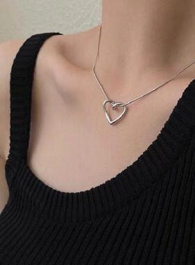 love pendant necklace female镂空爱心吊坠项炼女心形素圈锁骨炼