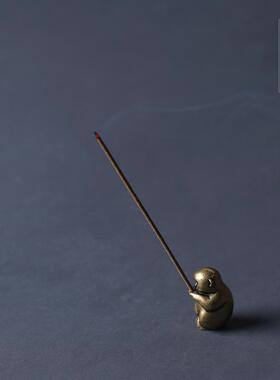 纯黄铜实心小猴子线香插香炉摆件迷你摆设茶宠茶玩手把件摆件