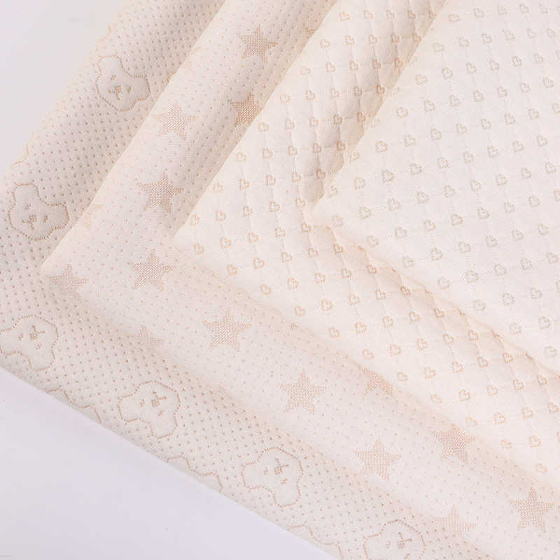 菱形格熊头爱心空气层针织彩棉面料婴儿夹棉保暖定型枕睡衣家居服,淘宝优惠券,粉丝福利购,淘宝优惠卷