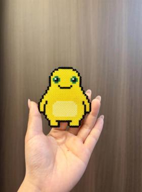 抽象奶龙成品手拼豆作制工挂件