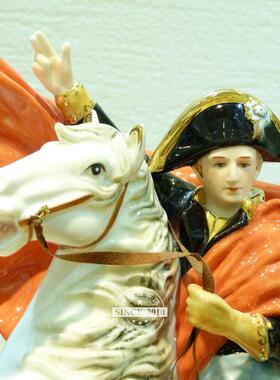 高档欧式陶瓷工艺品办公桌面客厅玄关屏风柜摆件饰品拿破仑摆设