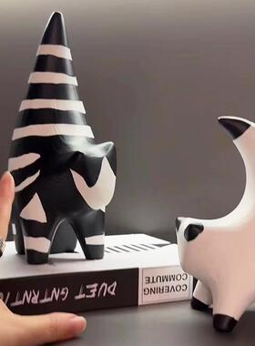 现简约酒柜摆件代组玄合示客厅电视柜关展柜搭配套装样条纹猫组板