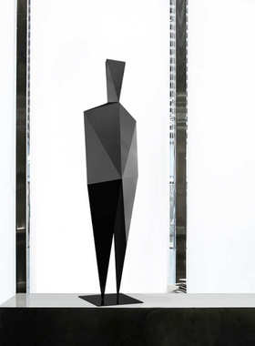 现代黑色抽象人物雕塑售楼处样板房落地大摆件酒店大堂装置艺术品