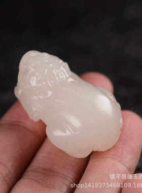 阿富汗玉藕粉色山料挂件立体雕刻貔貅皮休玉吊坠子玉石玉器