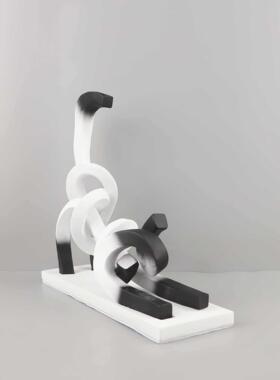 式轻奢抽象扭曲线条猫咪趣味树家脂欧摆客件儿童房1061厅玄关居装