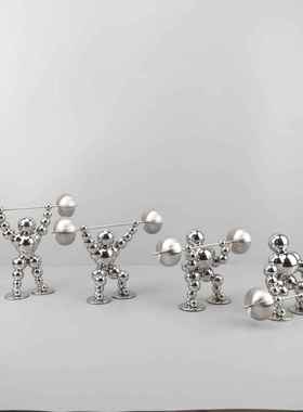 新中式烟灰色举重人金属艺术装饰品办公室样板间客厅家居桌面摆件