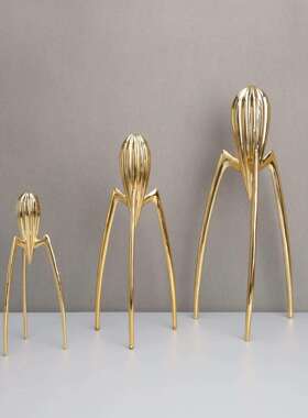 现代轻奢电镀章鱼金属摆件样板间办公室客厅玄关电视柜家居装饰品