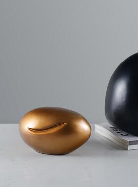 现代极简创意树脂工艺摆件家居民宿样板房复古黑色软装饰品摆设