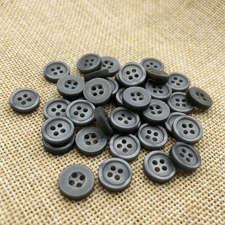 浅灰色小扣子 树脂四眼男衬女式灰色衣服钮扣 扭扣圆形雪纺扣,淘宝优惠券,粉丝福利购,淘宝优惠卷