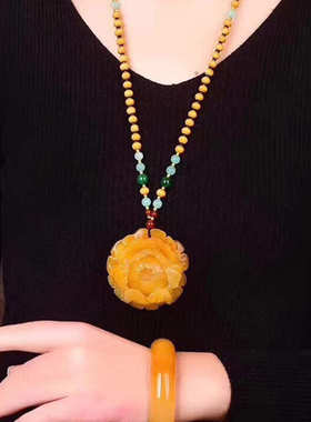 批发精雕黄龙玉 柿子黄 花开富贵吊坠金黄玉 时尚牡丹花吊坠