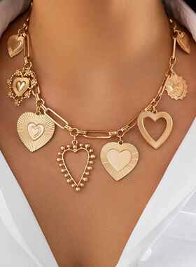 Chunky Gold Heart Necklace for Women Vintage Statement