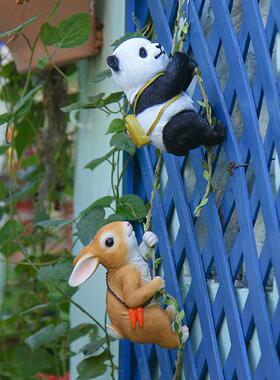 户外花园卡通可爱松鼠攀爬树上创意庭院阳台幼儿园装饰品挂壁摆件